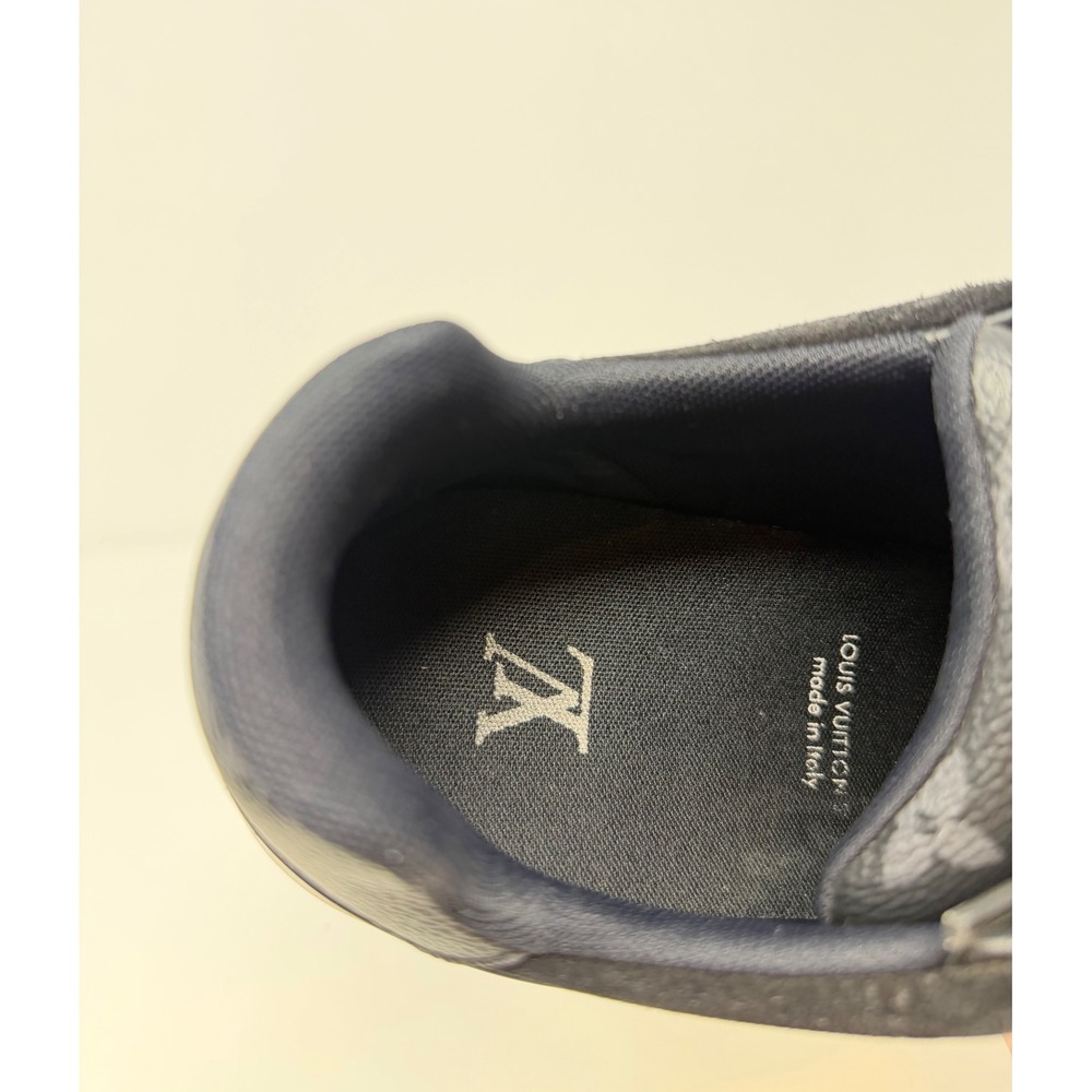 Louis Vuitton Trainer Sneaker Black Monogram Size 9 US 8 LV - Picture 8 of 10